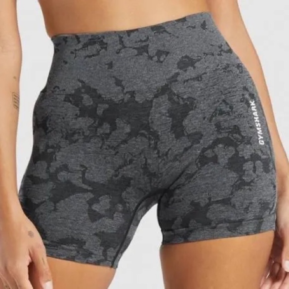 Gymshark Adapt Camo biker shorts size xs